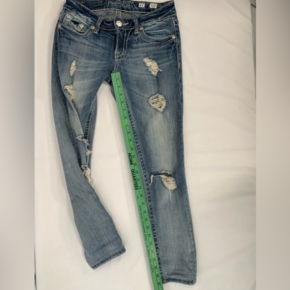 Miss Me Ankle Skinny Distressed Low Rise Blue Destroyed Jeans Size 27 - Picture 7 of 11